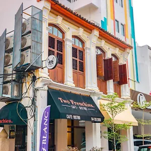 https://32-bishop-inn.georgetown-hotels.org
