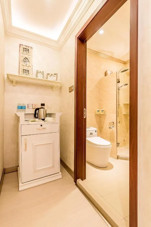 Cj Residence - Opposite Public Bank Centre Point Kota Kinabalu Hotel